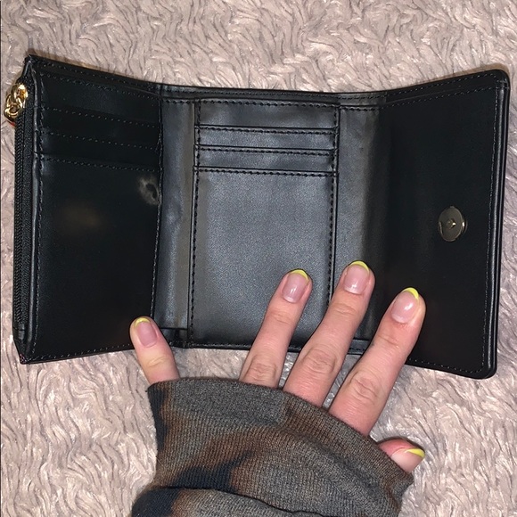 Neon Aldo Wallets - Picture 4 of 5